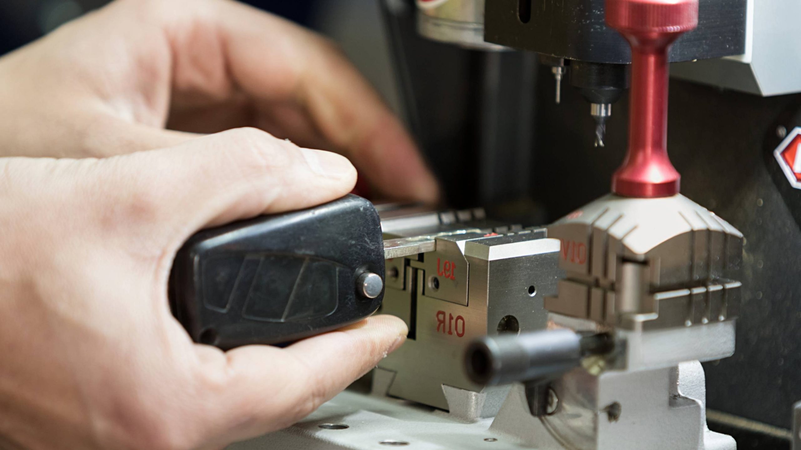 How a local auto locksmith team Can Help with Unexpected Key Problems