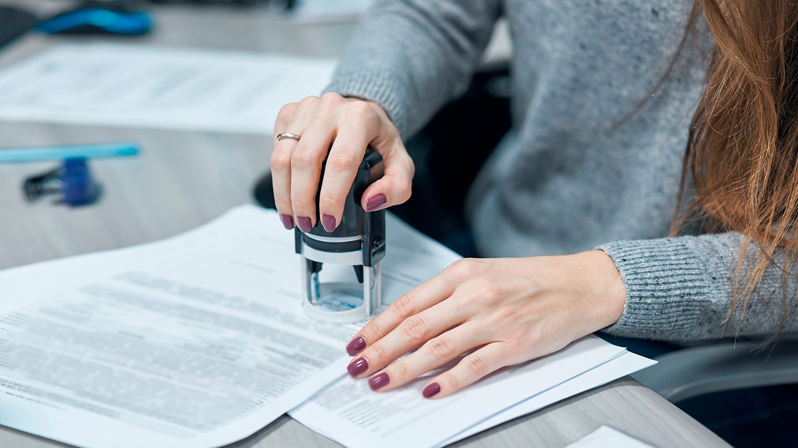 Prepare Important Family Agreements Through Mobile Notary Services for Document Execution